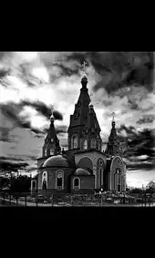 Гравировка на памятник с тёмным шатровым храмом
